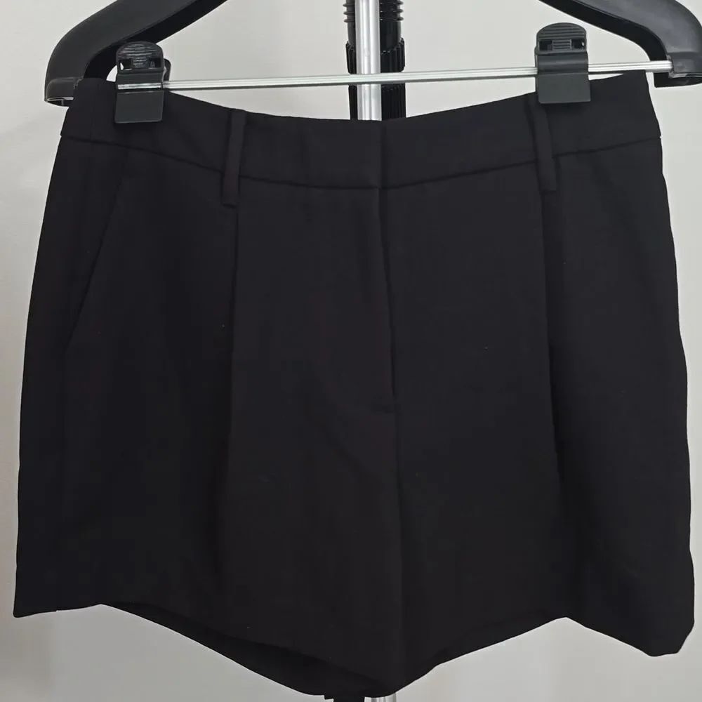 NINE WEST High Rise Shorts - Classic Black-NWT